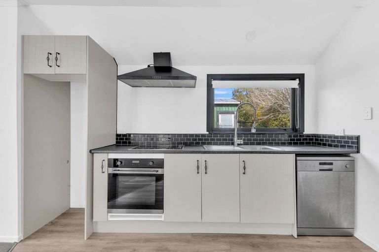 Photo of property in 9 Falstaff Street, Stratford, 4332
