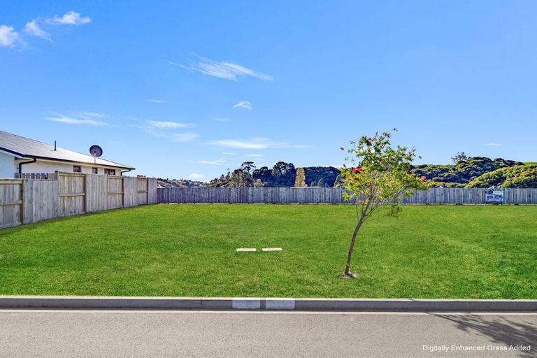 Photo of property in 212 Adler Drive, Ohauiti, Tauranga, 3112