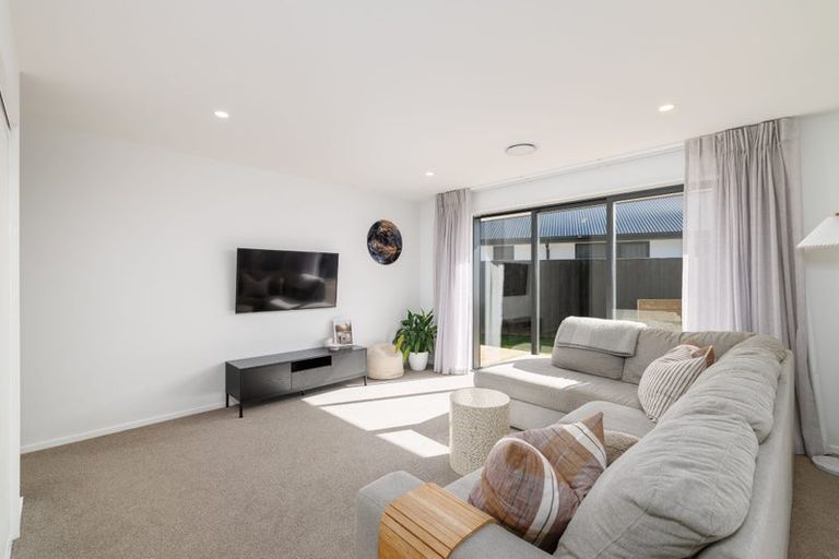 Photo of property in 13 Stackwood Avenue, Woodend, 7610