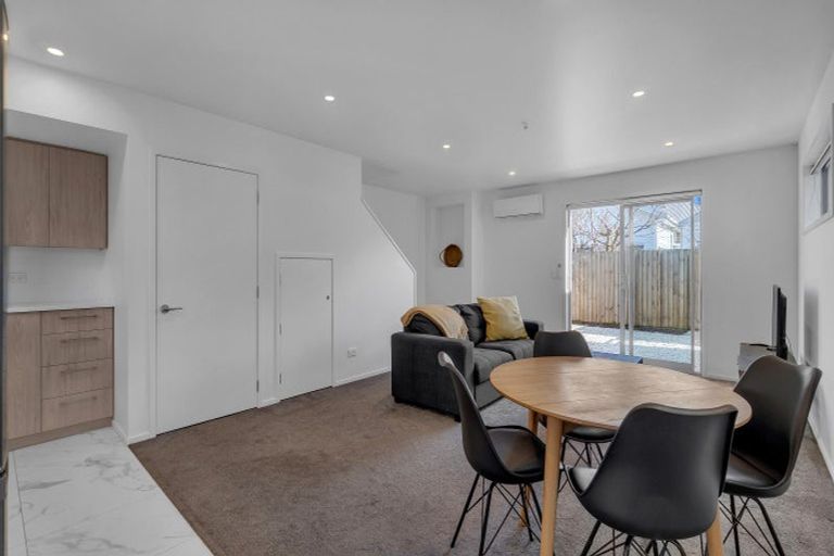 Photo of property in 5/257 Armagh Street, Christchurch Central, Christchurch, 8011