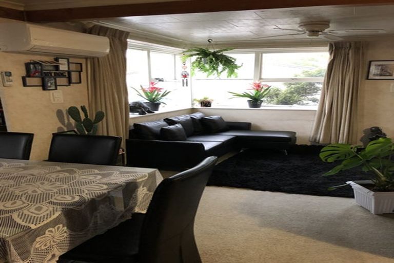 Photo of property in 46 Frensham Crescent, Woolston, Christchurch, 8062