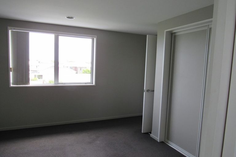 Photo of property in 172c Edgeware Road, Edgeware, Christchurch, 8013
