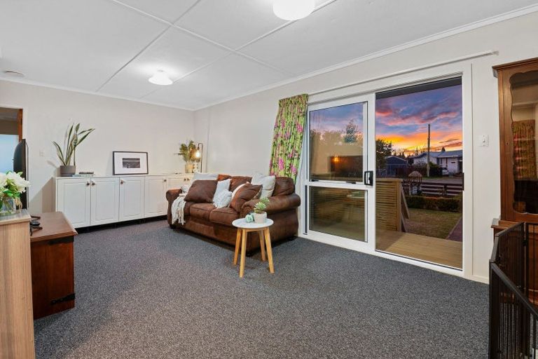 Photo of property in 26 Fenruss Street, Fairy Springs, Rotorua, 3015