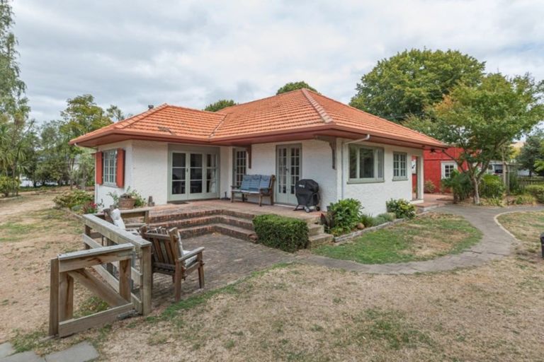 Photo of property in 10 Miller Street, Otane, 4202