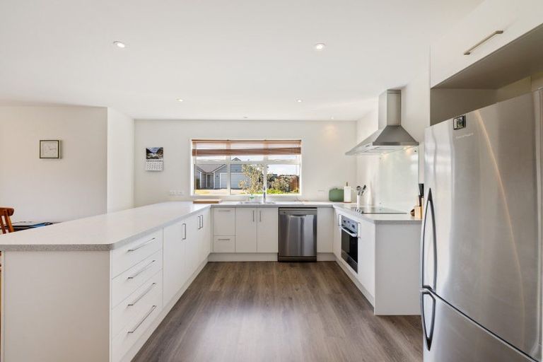 Photo of property in 13 Pemberton Drive, Amberley, 7410