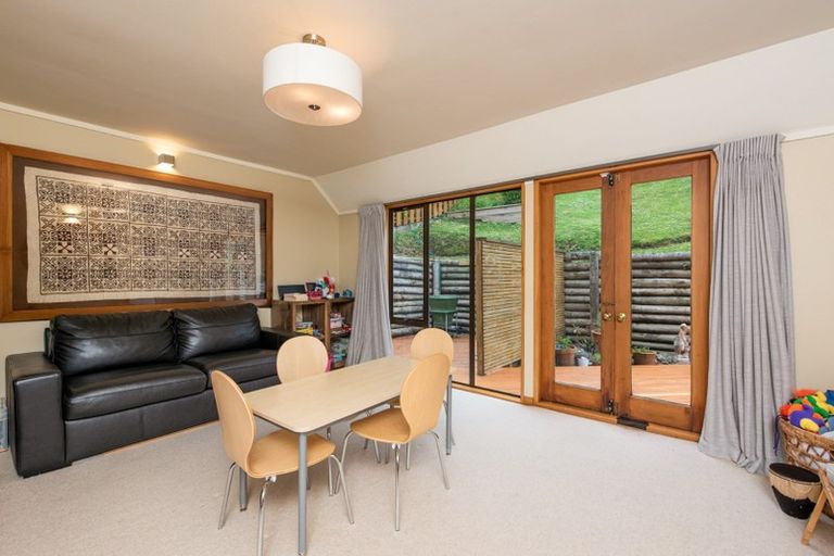 Photo of property in 20 Satara Crescent, Khandallah, Wellington, 6035