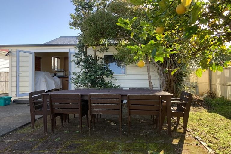 Photo of property in 22 Ava Street, Petone, Lower Hutt, 5012