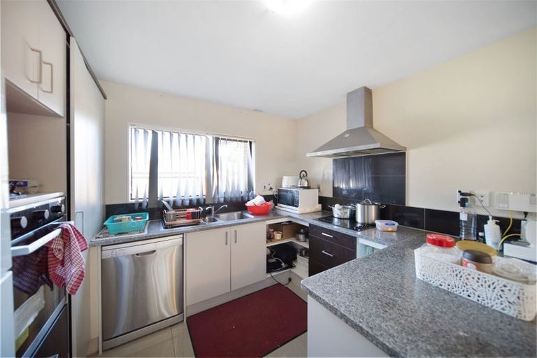 Photo of property in 33 Lachlan Place, Favona, Auckland, 2024