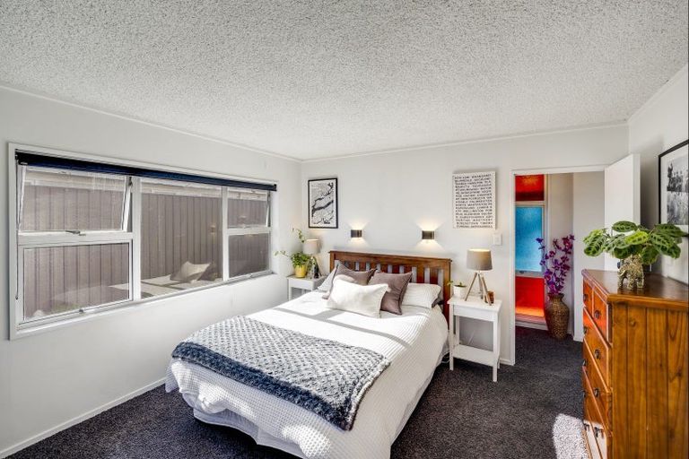 Photo of property in 30 Durham Avenue, Tamatea, Napier, 4112