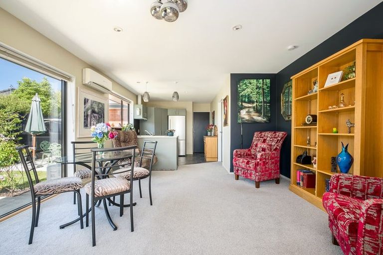 Photo of property in 9 Clinton Lane, Woolston, Christchurch, 8062