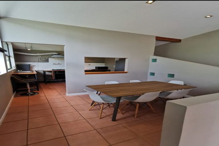 Photo of property in 40 Hale Crescent, Bayview, Auckland, 0629