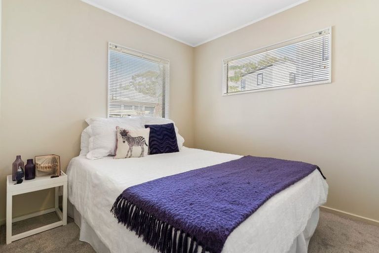 Photo of property in 2/5 Bolina Crescent, Pakuranga, Auckland, 2010
