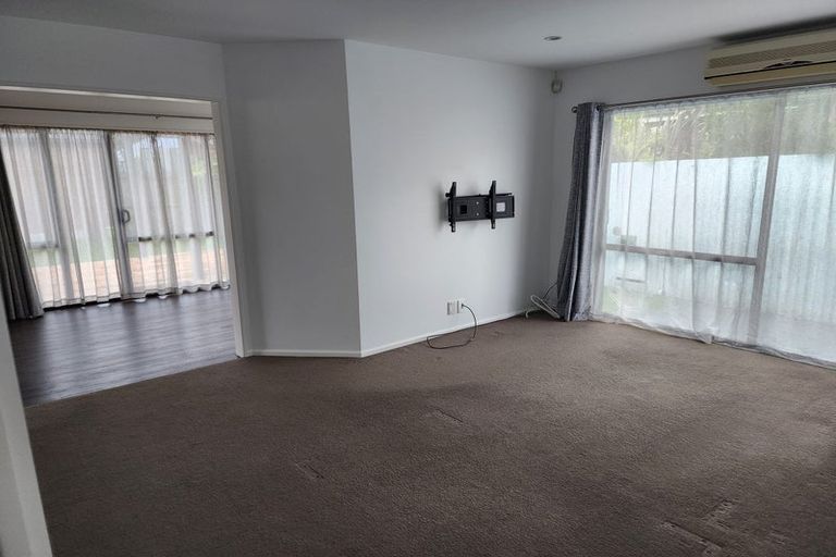 Photo of property in 77 Mackworth Street, Woolston, Christchurch, 8062