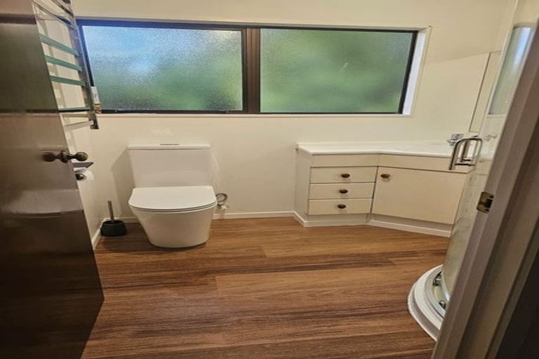 Photo of property in 195a Scenic Drive, Titirangi, Auckland, 0604