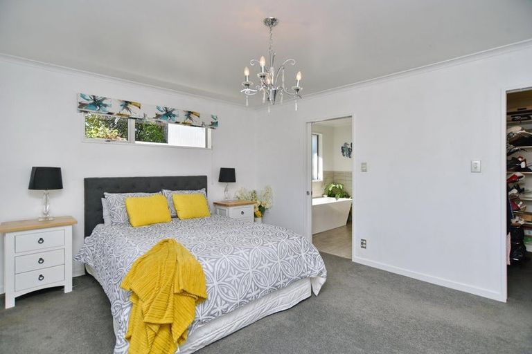 Photo of property in 44 Geddis Street, Rangiora, 7400