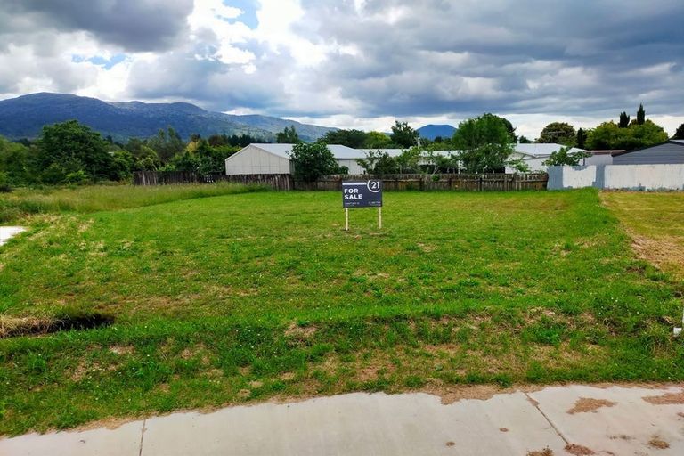Photo of property in 14 Te Wairemana Place, Turangi, 3334