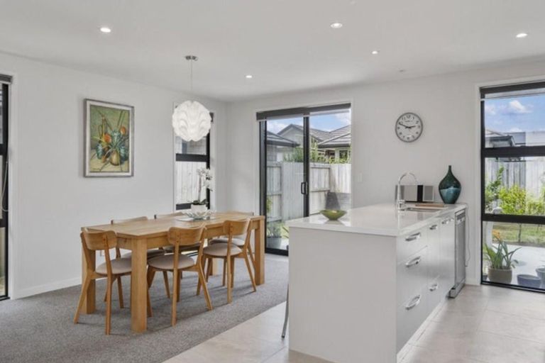 Photo of property in 18 Tuaia Street, Pyes Pa, Tauranga, 3112