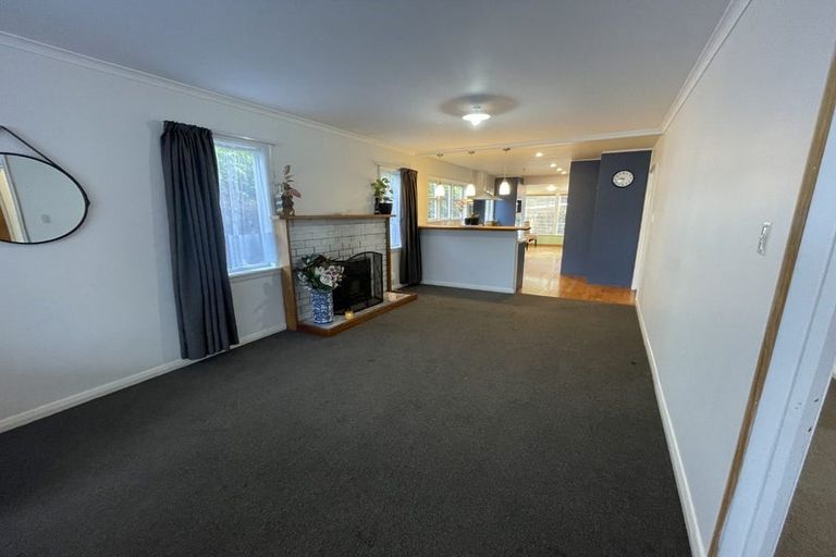 Photo of property in 12 Bristol Street, Island Bay, Wellington, 6023