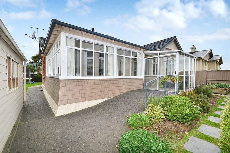 Photo of property in 77 Ascot Street, Saint Kilda, Dunedin, 9012