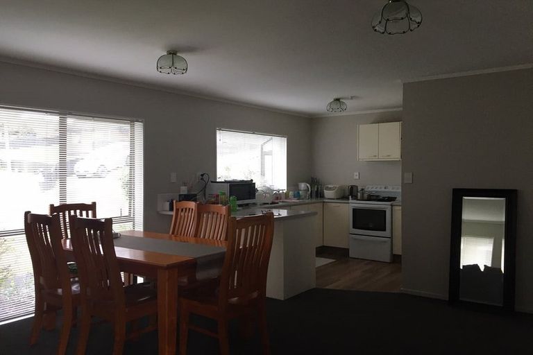 Photo of property in 7 Sherpa Place, Massey, Auckland, 0614