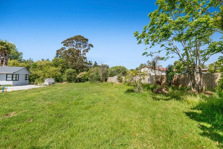 Photo of property in 120 Awaroa Road, Helensville, 0800