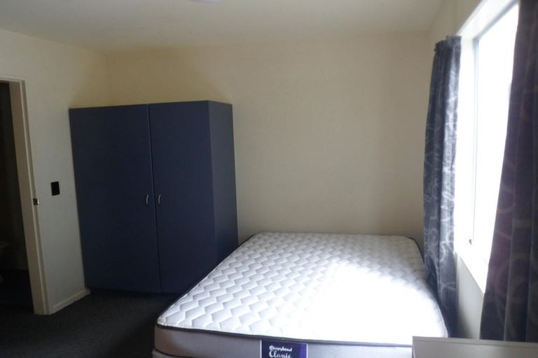 Photo of property in Basin Reserve Complex, 39/4 Sussex Street, Mount Cook, Wellington, 6021