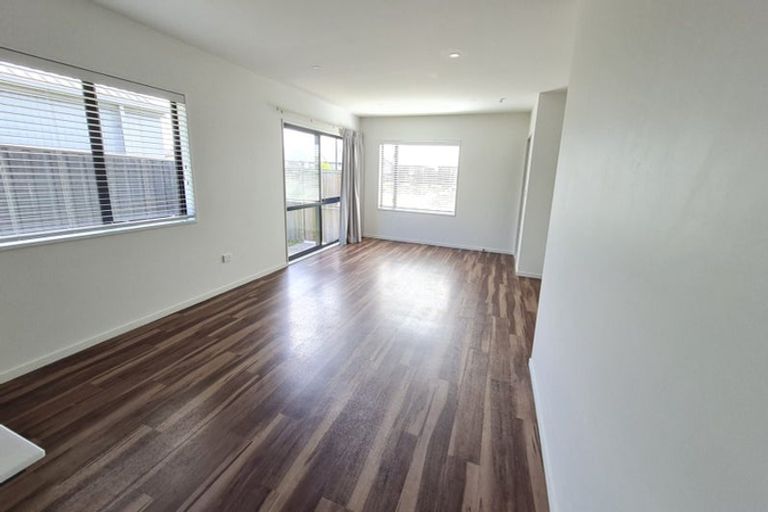 Photo of property in 12 Richard Hadlee Lane, Rolleston, 7615