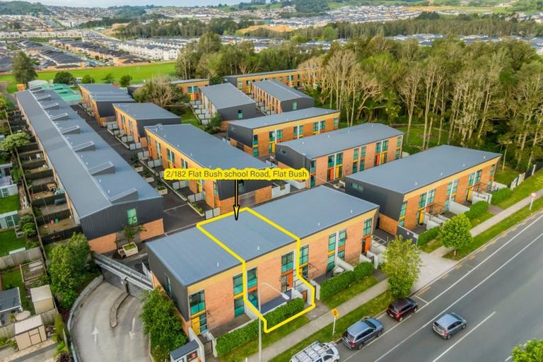 Photo of property in 2/182 Flat Bush School Road, Flat Bush, Auckland, 2019