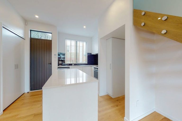 Photo of property in 10d Beauchamp Street, Karori, Wellington, 6012