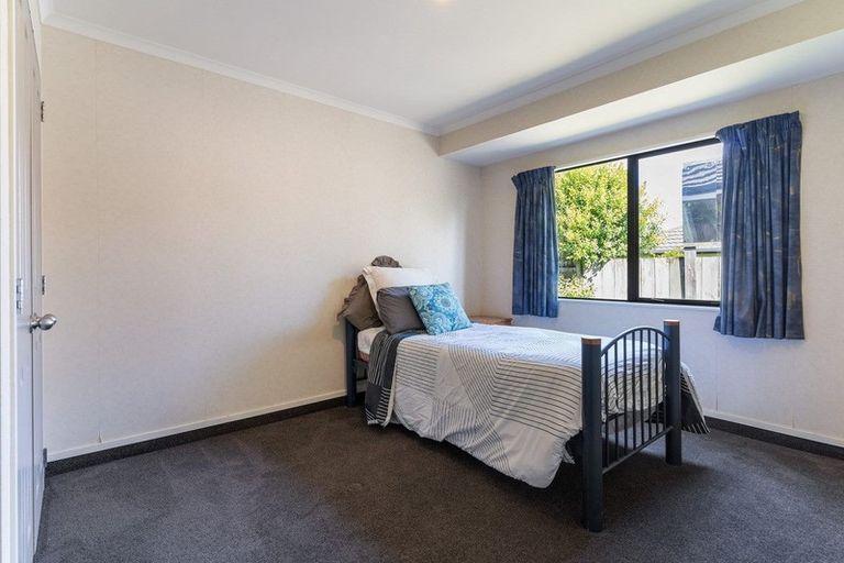 Photo of property in 8 Kestrel Avenue, Welcome Bay, Tauranga, 3112