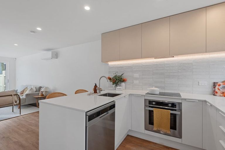 Photo of property in 2/186 Edgeware Road, Edgeware, Christchurch, 8013