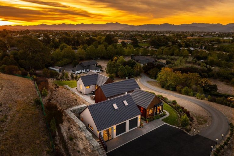 Photo of property in 21 Dry Hills Lane, Riverlands, Blenheim, 7274