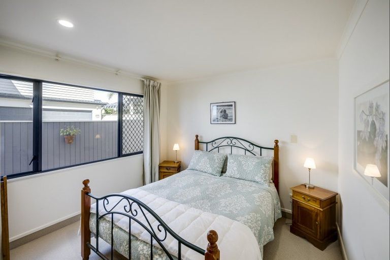 Photo of property in 24 The Esplanade, Westshore, Napier, 4110
