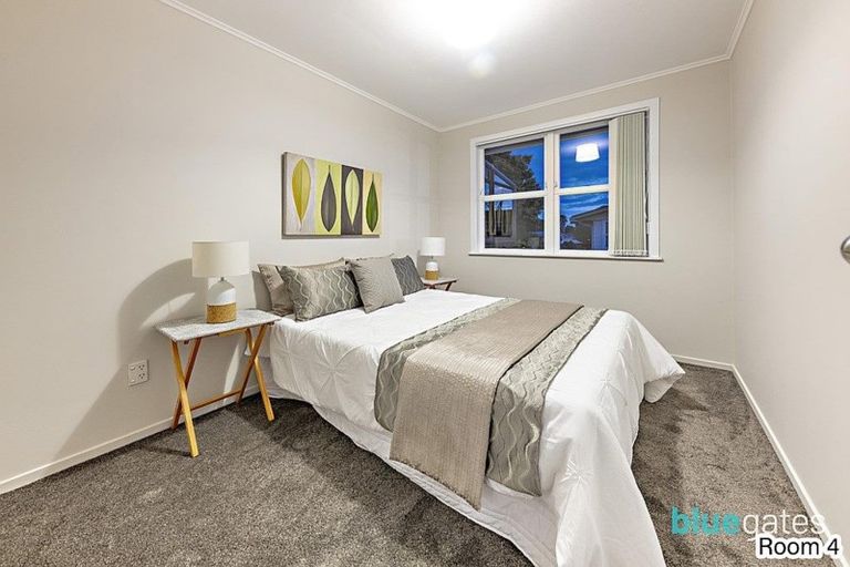 Photo of property in 12 Hywell Place, Manurewa, Auckland, 2102