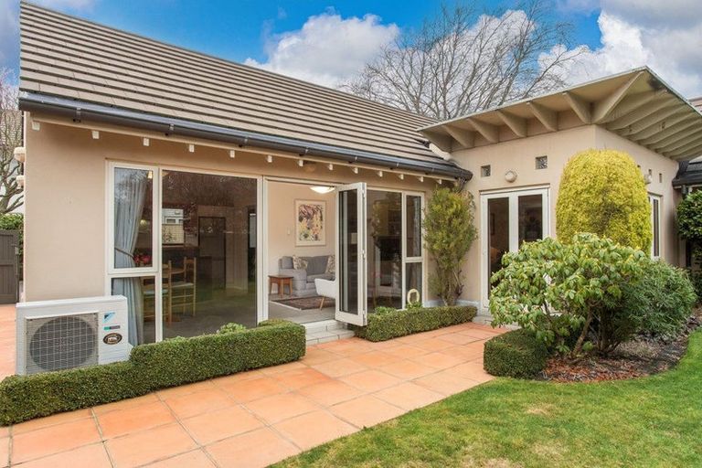 Photo of property in 46 Wai-iti Terrace, Burnside, Christchurch, 8052