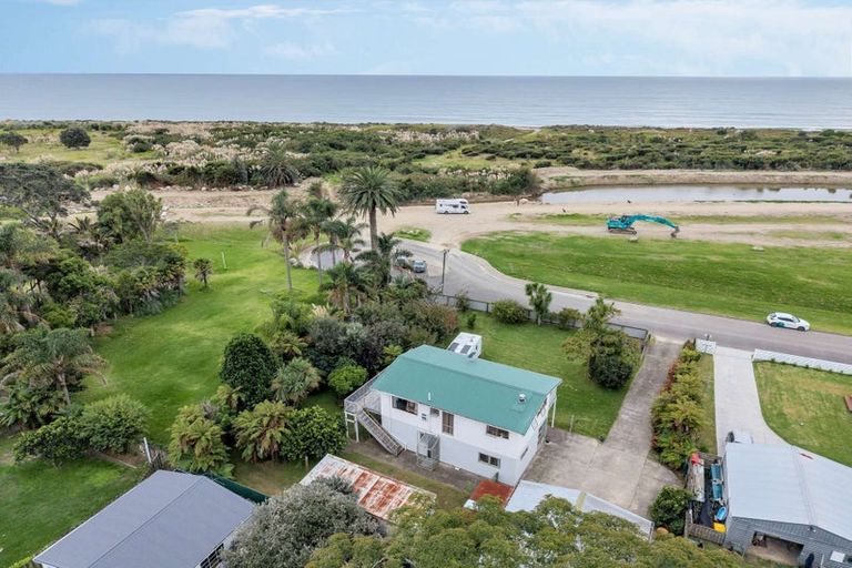 Photo of property in 19 Richmond Street, Matata, Whakatane, 3194