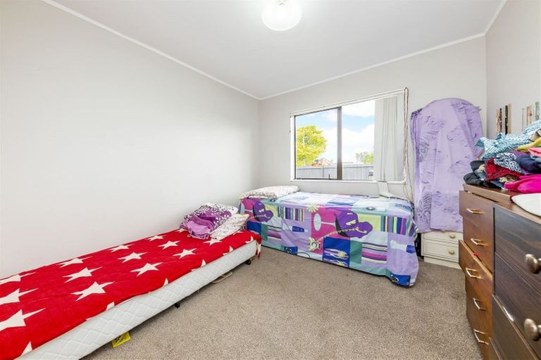 Photo of property in 1/41 Station Road, Takanini, 2112