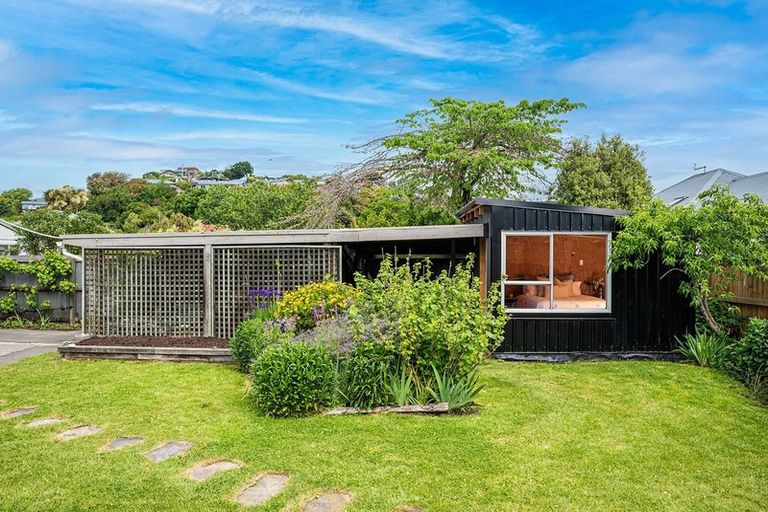 Photo of property in 2/26 Koromiko Street, Saint Martins, Christchurch, 8022