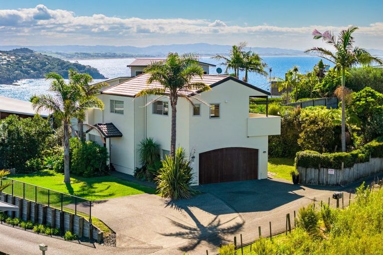 Photo of property in 9 Margaret Way, Langs Beach, Waipu, 0582