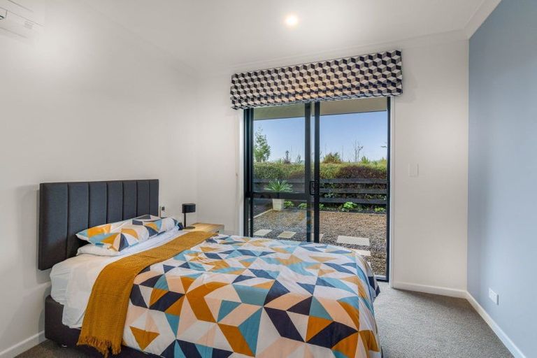 Photo of property in 16 Benjamin Place, Clevedon, Papakura, 2582