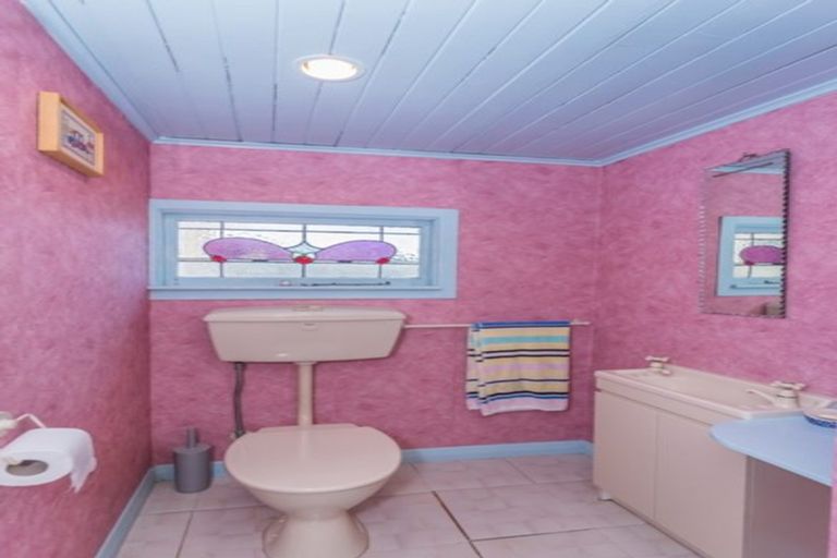 Photo of property in 27 Victoria Street, Levin, 5510