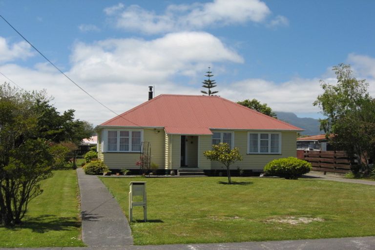 Photo of property in 175 Romilly Street, Westport, 7825