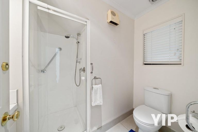 Photo of property in 6 Derry Hill, Churton Park, Wellington, 6037