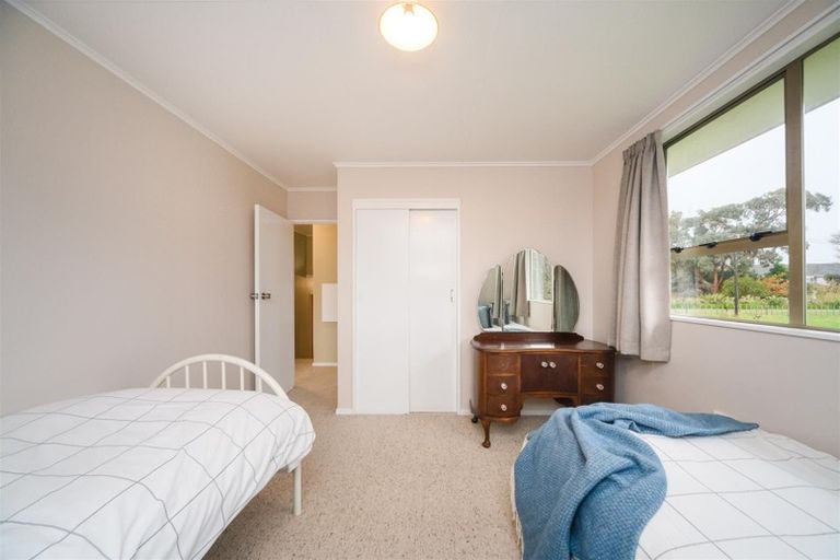 Photo of property in 24 Oaklea Avenue, Marton, 4710