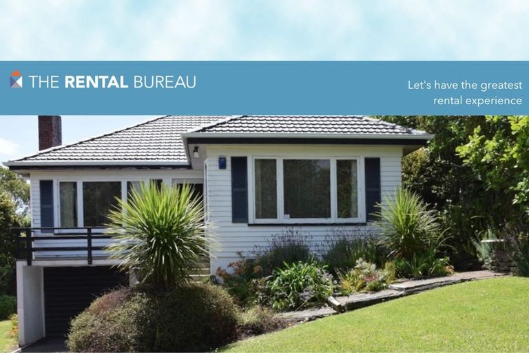 Photo of property in 3 Deane Avenue, Titirangi, Auckland, 0604