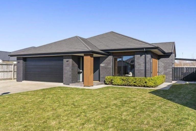 Photo of property in 7 Kotare Drive, Coastlands, Whakatane, 3120