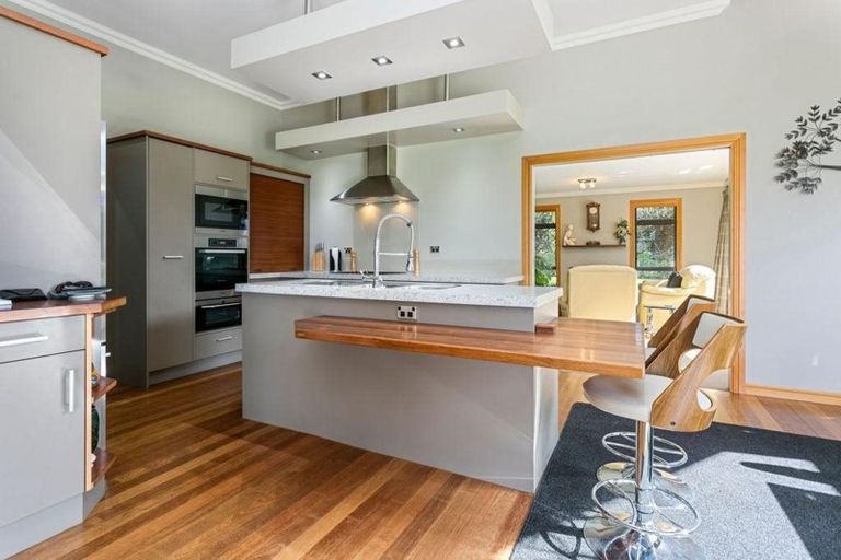 Photo of property in 28 Muir Road, Te Awamutu, 3879