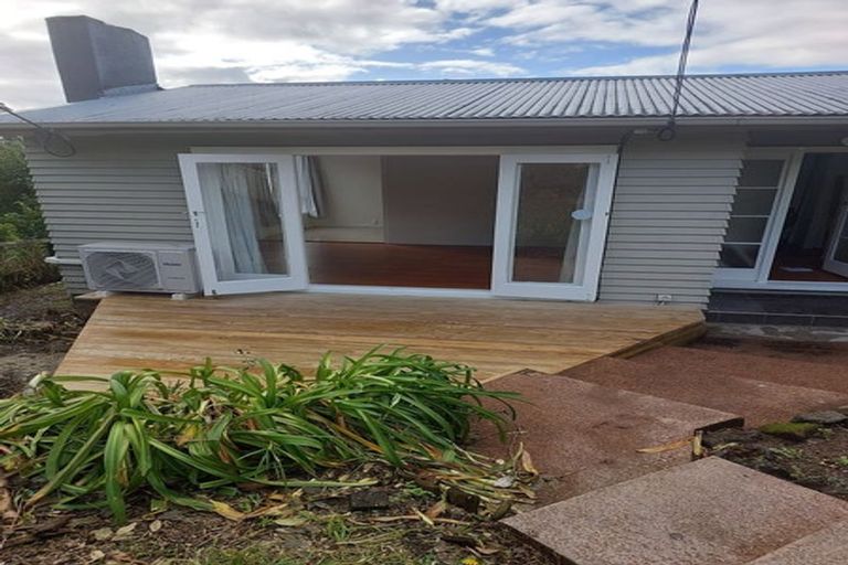 Photo of property in 63 Manuka Road, Bayview, Auckland, 0629
