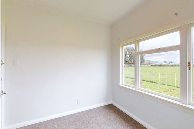 Photo of property in 25 Boulton Road, Levin, 5510