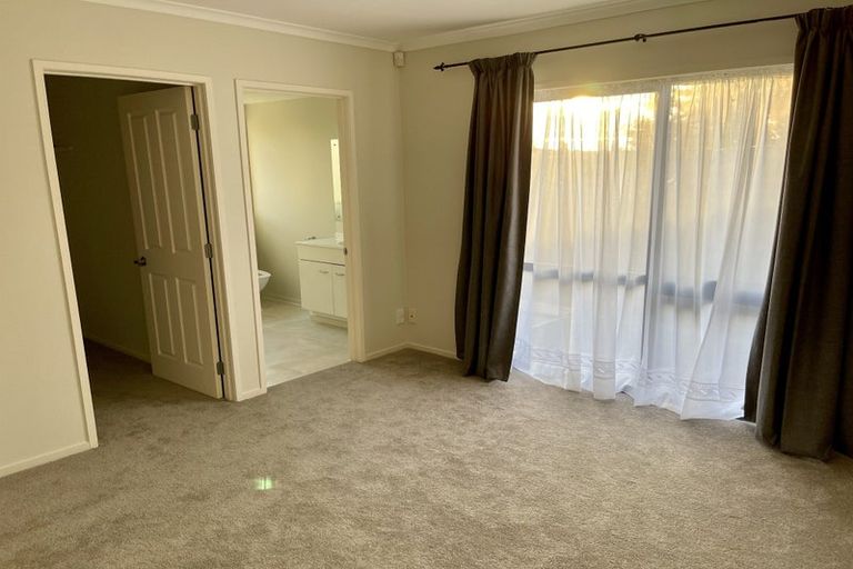 Photo of property in 12 Andrusha Place, Flat Bush, Auckland, 2019